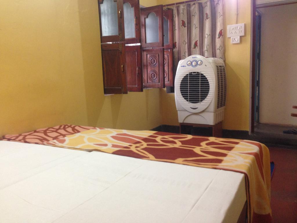 Paradise Inn Guest House Benares Kamer foto