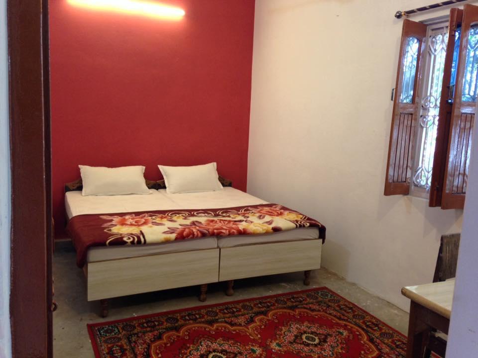Paradise Inn Guest House Benares Buitenkant foto